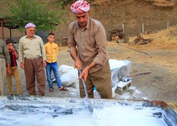 زیاتر لە ٣٠٠ ساڵە دانیشتووانی پیران خوێیان نەكڕیوە