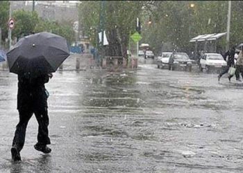 باران دەبارێت