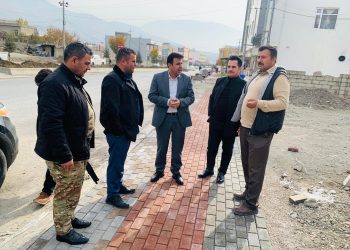 ئینارەی روناككەرەوە لە جووت سایدی ئازادی-دێڵزیان دادەنرێن