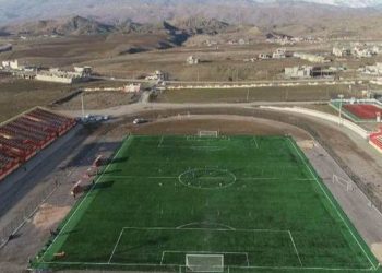 نابێت خانمان بە پێڵاوی پاژنە بەرز بچنە یاریگەی سۆران