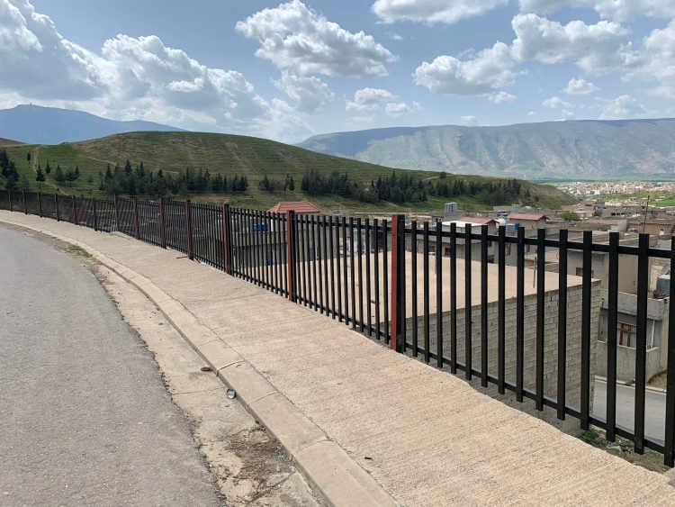پڕۆژەی دانانی بەربەستی ئاسنین لە گەڕەكی سەروچاوەی دیانا جێبەجێ دەكرێت