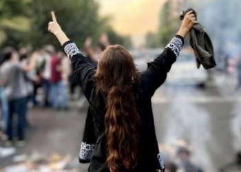 ژمارەیەک چالاکوان دەستگیرکران و هەڕەشەش لە خانەوادەی قوربانیان دەکرێت