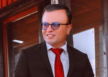 پزیشكێك.. لە سۆران ئەوانەی كارمەندیش نين دەست بۆ كاری پزیشكی دەبەن