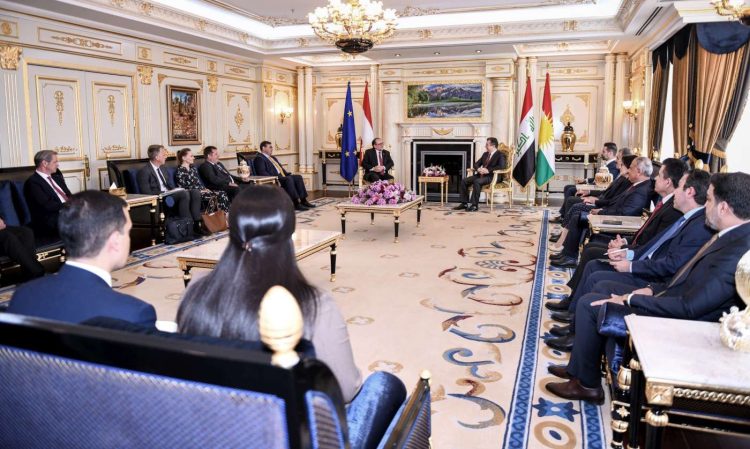 سهرۆكوهزیران مهسرور بارزانی پێشوازی لە وەزیری دەرەوەی نەمسا دەکات
