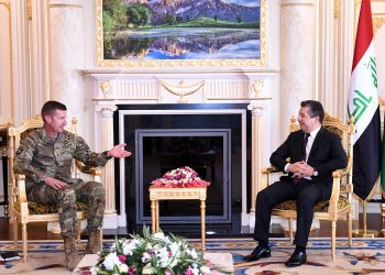 سەرۆکوەزیران مەسرور بارزانی پێشوازی لە فەرماندەی گشتیی هێزەکانی هاوپەیمانان لە عێراق و سووریا دەکات