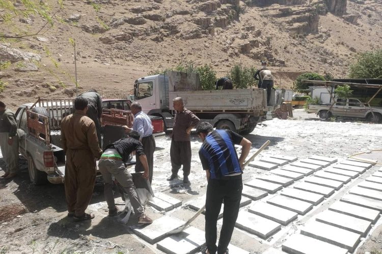 گەنجە خۆبەخشەكانی خەلیفان زیاتر لە 5000 تابۆتی گۆڕی مردووەكانیان دروست كردووە