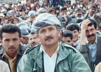 ڕۆڵی ئەحمەد بەگ بادلی لە ڕاپەڕینەكەی دەڤەری سۆران