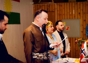 مامۆستایەك قوتابخانەی كوردی لە وڵاتی نەرویج دەكاتەوە