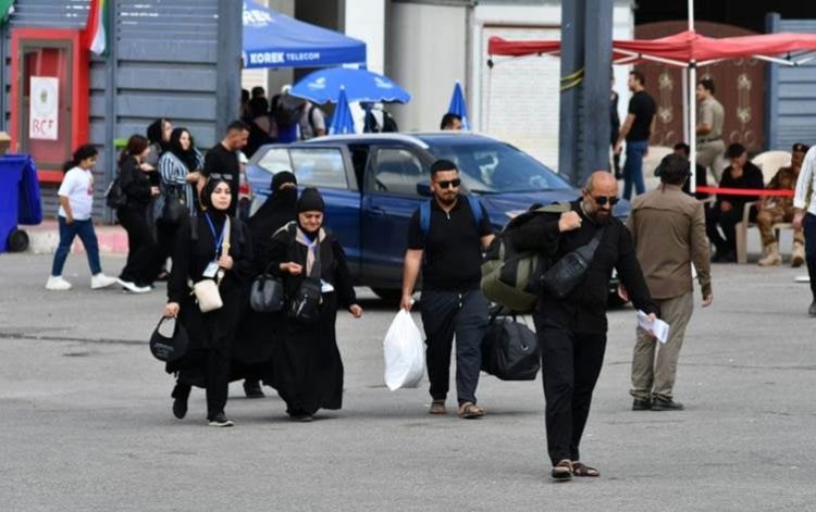 نزیکەی ٤٠ هەزار زیارەتکار لە ڕێگەی حاجی ئۆمەران هاتوونەتە هەرێمی کوردستان