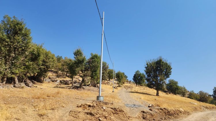 پڕۆژەیەكی كارەبا بۆ گوندێكی ناحیەی سمیلان جێبەجێكرا