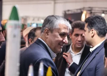 ئێران رایگەیاند بەرنامە ناوەكییەكانی سنووردار ناكات