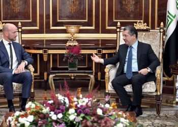سەرۆک وەزیران: جەخت لە پەرەپێدانی زیاتری پەیوەندییەکان لەگەڵ هۆڵەندا دەکەینەوە