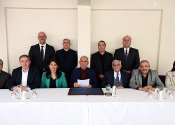 پەكەكە ئاگربەستی ڕاگەیاند