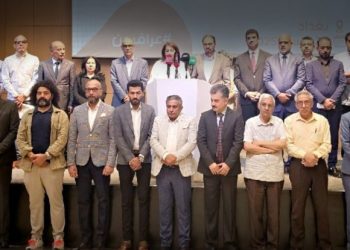 ئەكادیمی و رۆشنبیرانی عێراق داوای هەڵوەشاندنەوەی گرووپە چەكدارەكان دەكەن