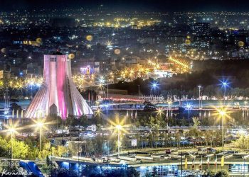 شەوێكی پڕ لە دڵەڕاوكێی تاران
