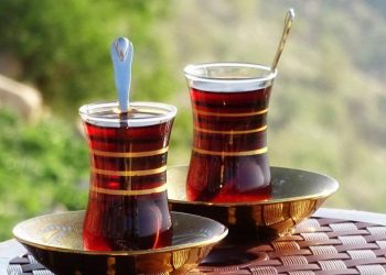خواردنەوەی چای یارمەتی وەرزشوانان دەدات لە کەمکردنەوەی تینوویەتی