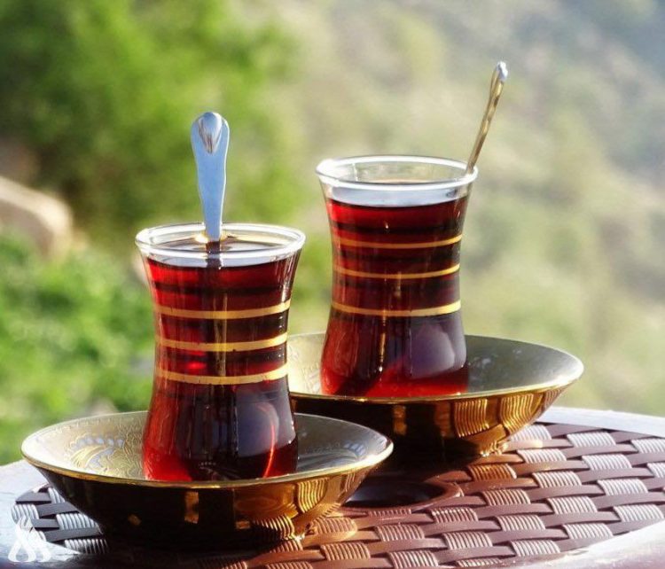 خواردنەوەی چای یارمەتی وەرزشوانان دەدات لە کەمکردنەوەی تینوویەتی