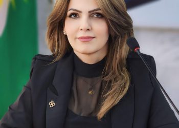 هەرمن ئەحمەد: پیاو هێڵی سووریش ببەزێنێت ئاساییە بۆ ئافرەت سنوور هەیە