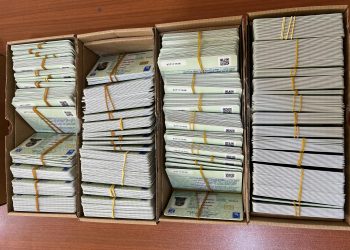 كۆمیسیۆنی هه‌ڵبژاردن: دابەشكردنی كارتی بایۆمەتری تا رۆژی دەنگدان بەردەوام دەبێت