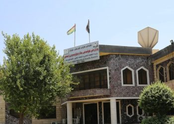 سەدان قوتابی دیكە لە زانكۆكانی هەرێم وەرگیران