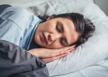 چارەسەری نائاسایی بۆ خێراتر خەوتن