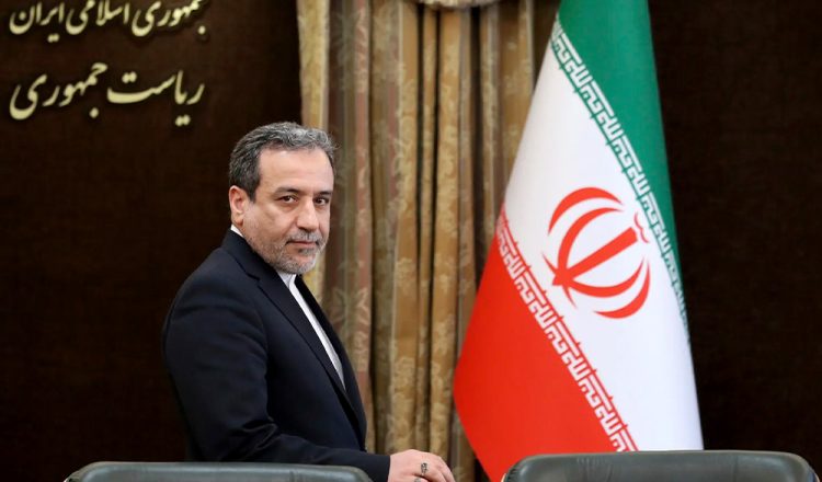 عەراقچی: ڕابەری ئێران میراتی كۆڵنەدانی بۆ بەجێهێشتين
