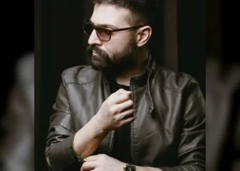 حەمید هیراد گۆرانی بێژی باوبانگی ئێران كۆچی دوای كرد