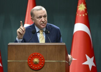سەرۆک کۆماری تورکیا هۆشداریدا