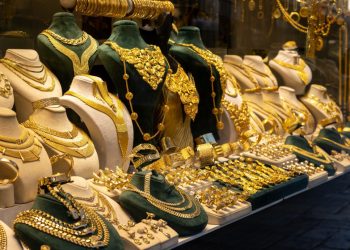 ئەمڕۆ نرخی زێڕ رووی لە بەرز بوونەوە كرد