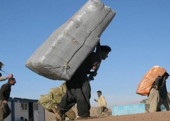 ئێران پەنا بۆ كۆڵبەران دەبات