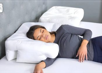 بەرزی و نزمی بالیف گرینگە لە کاتی خەوتن