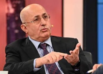 ” مەسرور بارزانی لەگەڵ حکومەتی نوێی عێڕاق ڕێککەوتووە لەسەر مووچەی فەرمانبەران “