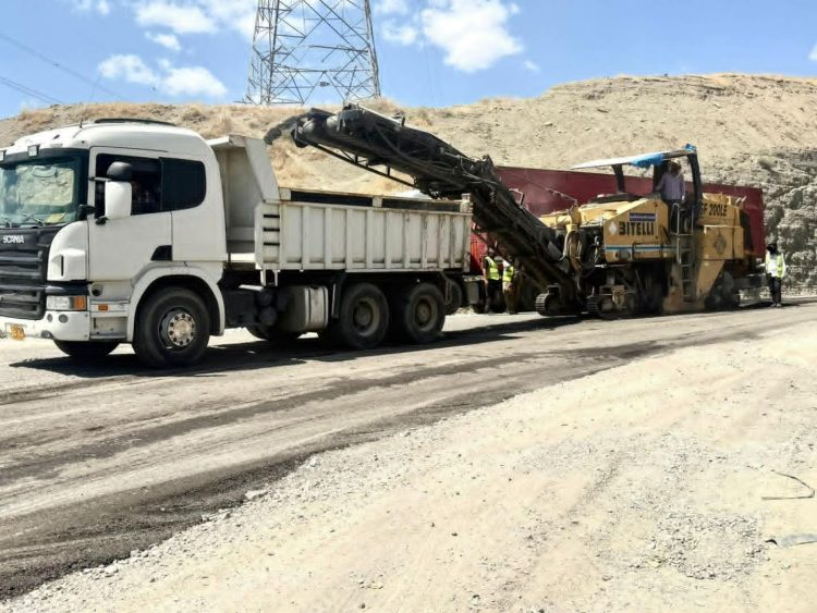 دەستکرا بە ڕنینی ڕێگای کەمەربەندی باپشتیان