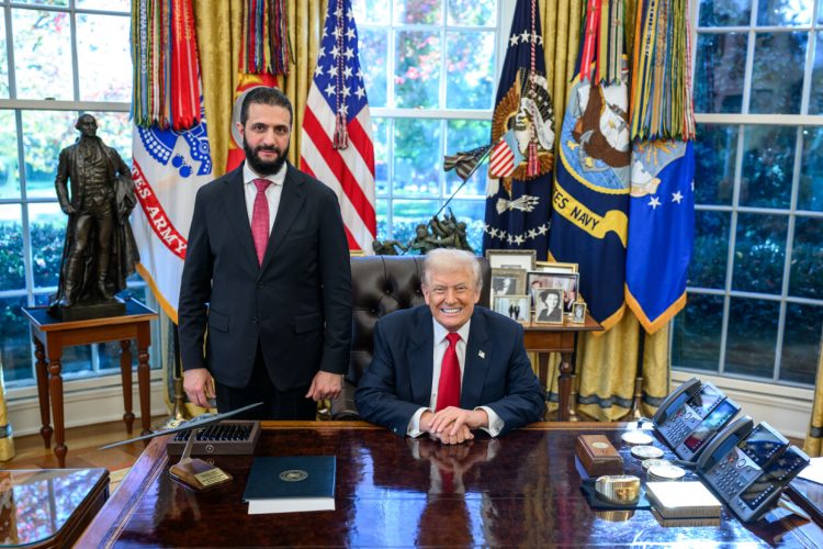 ترەمپ: ئەحمەد شەرع ئارەزووی شەڕی دژ بە حیزبوڵڵا دەكات