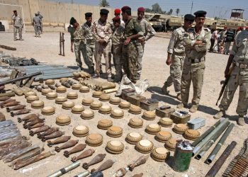 وەزارەتی ناوخۆی عێراق : دوو هەزار و 797 چەكی جۆراوجۆر و 325 مووشەك دەستیان بەسەردا گیراوە