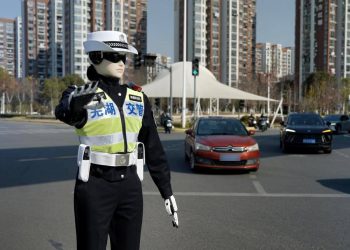 Ai کاری پۆلیسی هاتوچۆی لە مرۆڤ وەرگرت 