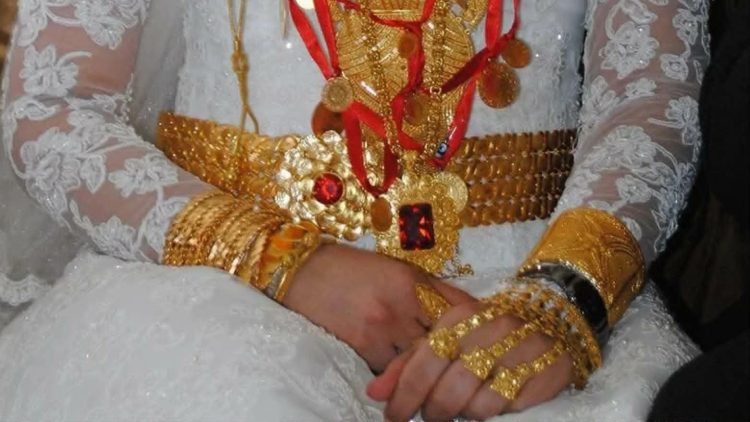 بڕیاری نوێی دادگای تورکیا لەبارەی زێڕ و دیارییەکانی ئاهەنگی هاوسەرگیری