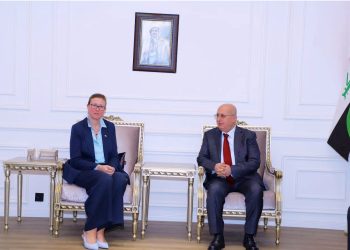 ئاوات شێخ جەناب: پێویستە مووچەی هەرێمی کوردستان لە خەرجیی کرداری دەربهێنرێت