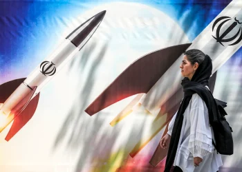 سوپای پاسدار : دوژمنان بزانن ئامادەی وەڵامدانەوەی هەڕەشەكانین