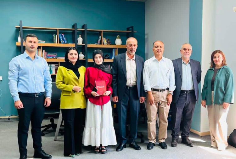 قوتابییەكی زانكۆی سۆران كتێبێكی زانستیی وەرگێڕایە سەر زمانی كوردی