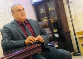 ئاگرێك نیشتیمانپەروەر و بەكرێگیراو پێكەوە دەسووتێنیت