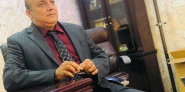 ئاگرێك نیشتیمانپەروەر و بەكرێگیراو پێكەوە دەسووتێنیت