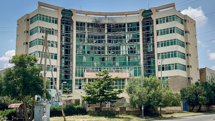 ئەسیوپیا بە فڕۆكەی بێفڕۆكەوان هێزەكانی ئێریتریا لە باكووری تیگرای دەكاتە ئامانج